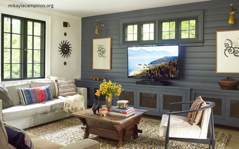 How to Decorate an Entertainment Center